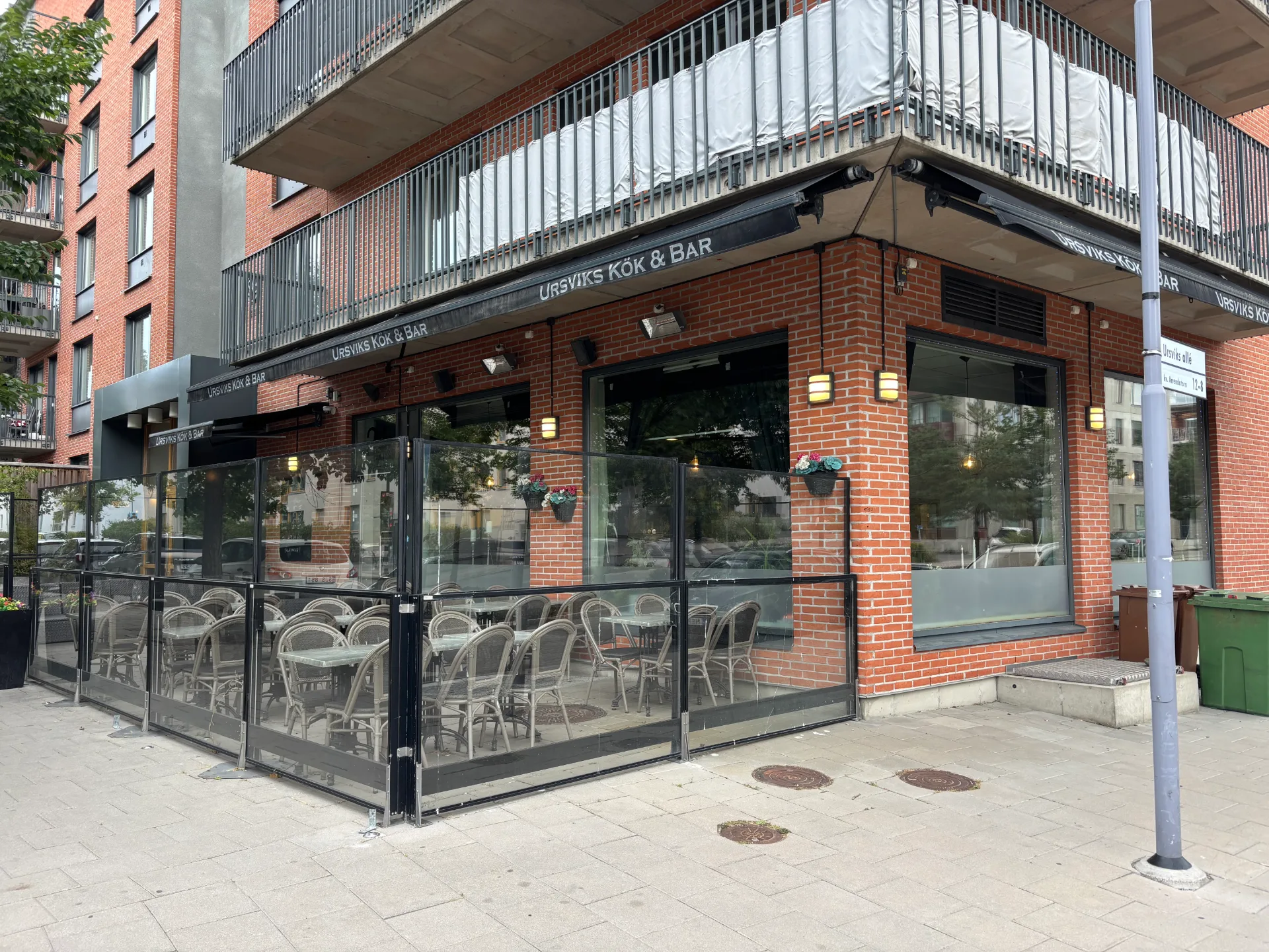 Restaurang till salu - Ursvik, Sundbyberg – Oxenstiernas allé 24 bild 1